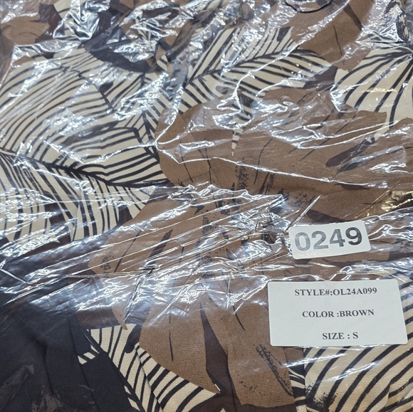 Onetheland Elegant Brown and Navy Floral Maxi Dress New In Poly Small PTP 19 - Picture 5 of 5